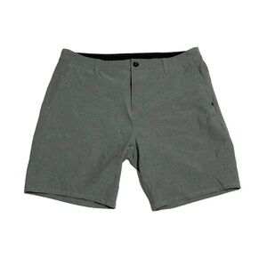 Vuori Aim Golf Shorts Performance Stretch Classic Fit Athletic Grey